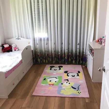 Havuzlu Ultra Lux Cesme Merkezde Villa